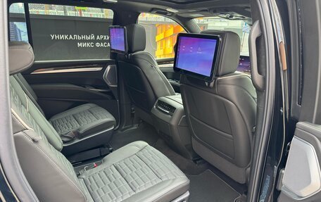 Cadillac Escalade V, 2025 год, 26 200 000 рублей, 13 фотография