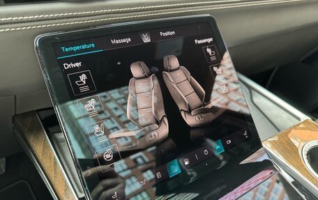 Cadillac Escalade V, 2025 год, 26 200 000 рублей, 17 фотография