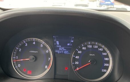 Hyundai Solaris II рестайлинг, 2013 год, 350 000 рублей, 6 фотография
