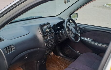 Toyota Raum I, 2000 год, 370 000 рублей, 3 фотография