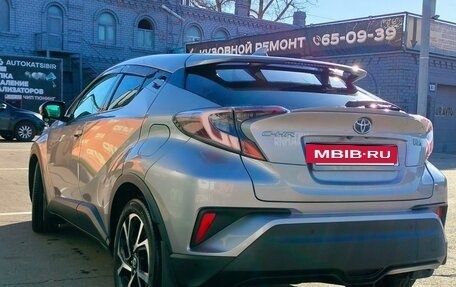 Toyota C-HR I рестайлинг, 2017 год, 2 159 000 рублей, 6 фотография