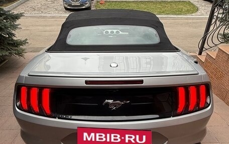 Ford Mustang VI рестайлинг, 2018 год, 3 999 999 рублей, 10 фотография