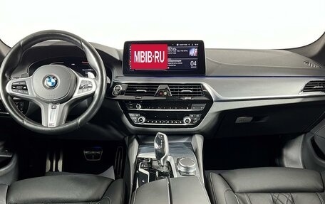 BMW 5 серия, 2020 год, 5 599 000 рублей, 14 фотография