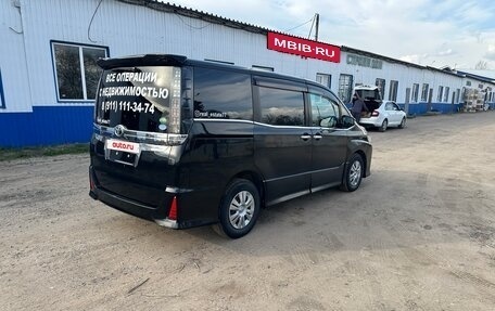 Toyota Voxy III, 2016 год, 2 190 000 рублей, 4 фотография