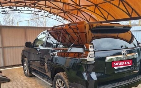 Toyota Land Cruiser Prado 150 рестайлинг 2, 2019 год, 6 000 000 рублей, 2 фотография