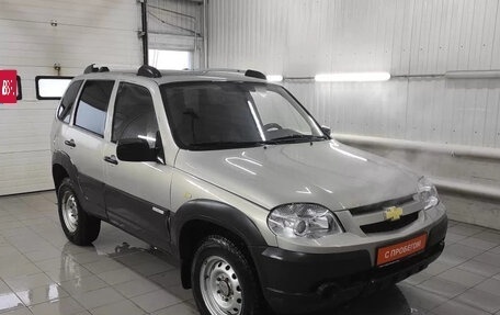 Chevrolet Niva I рестайлинг, 2013 год, 470 000 рублей, 3 фотография