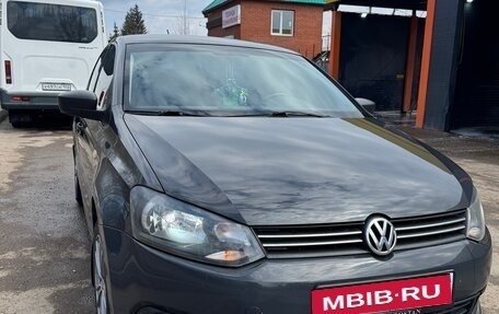 Volkswagen Polo VI (EU Market), 2013 год, 700 000 рублей, 1 фотография
