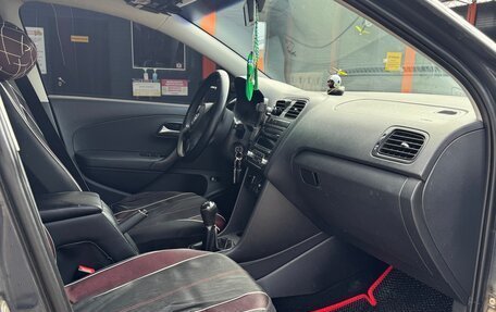 Volkswagen Polo VI (EU Market), 2013 год, 700 000 рублей, 7 фотография