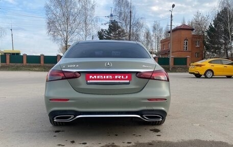 Mercedes-Benz E-Класс, 2022 год, 5 250 000 рублей, 7 фотография
