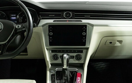 Volkswagen Passat B8 рестайлинг, 2018 год, 2 249 000 рублей, 14 фотография