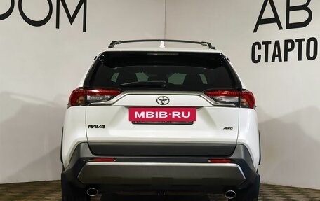 Toyota RAV4, 2020 год, 3 300 000 рублей, 4 фотография