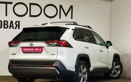 Toyota RAV4, 2020 год, 3 300 000 рублей, 2 фотография