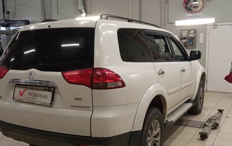 Mitsubishi Pajero Sport II рестайлинг, 2013 год, 1 515 000 рублей, 3 фотография