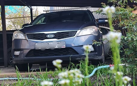 KIA cee'd I рестайлинг, 2011 год, 800 000 рублей, 1 фотография