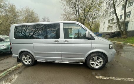 Volkswagen Multivan T5, 2006 год, 1 140 000 рублей, 4 фотография
