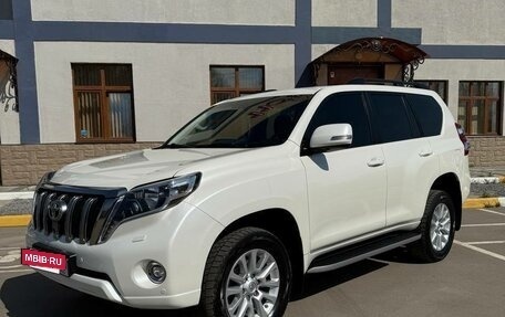 Toyota Land Cruiser Prado 150 рестайлинг 2, 2015 год, 3 950 000 рублей, 2 фотография