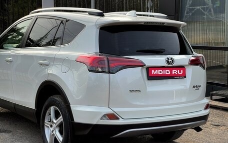 Toyota RAV4, 2017 год, 2 649 000 рублей, 9 фотография