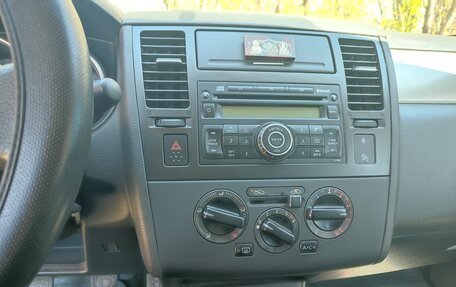 Nissan Tiida, 2008 год, 595 000 рублей, 28 фотография