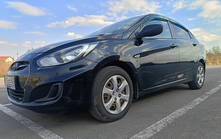 Hyundai Solaris II рестайлинг, 2014 год, 820 000 рублей, 9 фотография