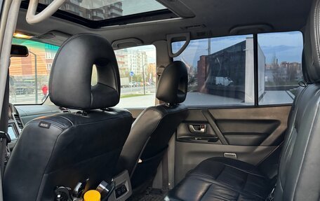 Mitsubishi Pajero III рестайлинг, 2004 год, 1 200 000 рублей, 11 фотография