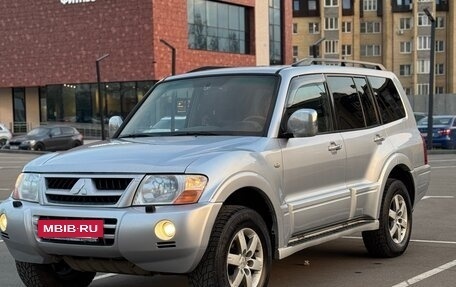 Mitsubishi Pajero III рестайлинг, 2004 год, 1 200 000 рублей, 2 фотография