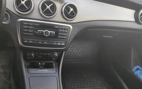 Mercedes-Benz GLA, 2014 год, 2 100 000 рублей, 15 фотография