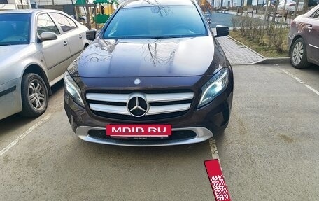 Mercedes-Benz GLA, 2014 год, 2 100 000 рублей, 14 фотография