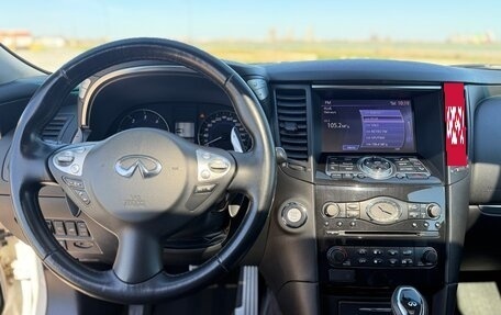Infiniti FX II, 2012 год, 2 400 000 рублей, 23 фотография