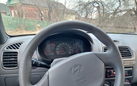 Hyundai Accent II, 2005 год, 400 000 рублей, 1 фотография
