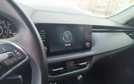 Skoda Rapid II, 2021 год, 1 790 000 рублей, 16 фотография