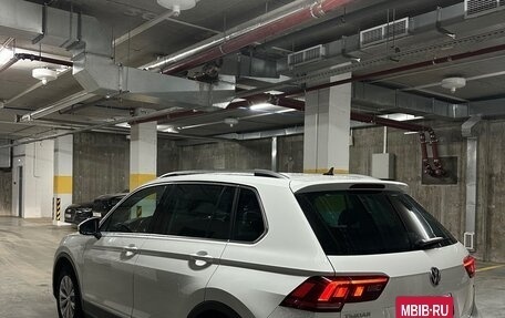 Volkswagen Tiguan II, 2017 год, 1 900 000 рублей, 3 фотография