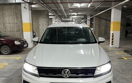 Volkswagen Tiguan II, 2017 год, 1 900 000 рублей, 6 фотография