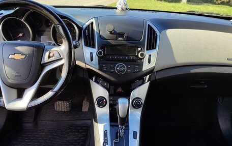 Chevrolet Cruze II, 2014 год, 943 000 рублей, 7 фотография