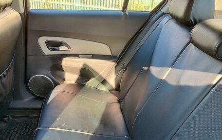 Chevrolet Cruze II, 2014 год, 943 000 рублей, 13 фотография