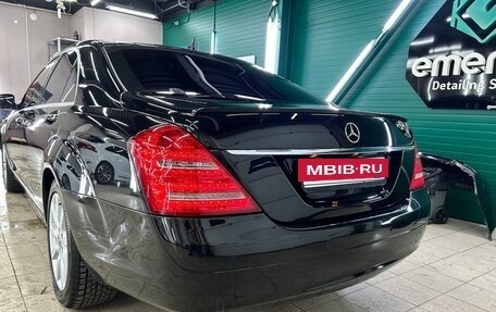 Mercedes-Benz S-Класс, 2005 год, 1 200 000 рублей, 23 фотография