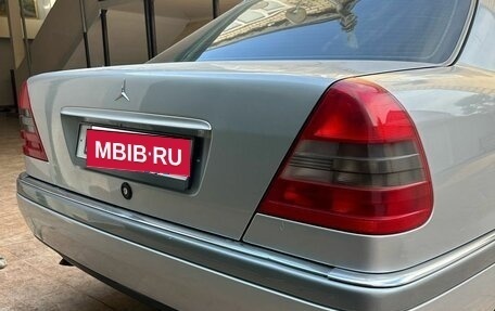 Mercedes-Benz C-Класс, 1995 год, 450 000 рублей, 20 фотография