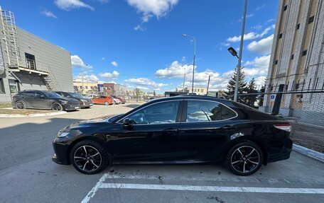Toyota Camry, 2019 год, 2 750 000 рублей, 6 фотография