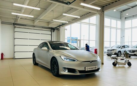 Tesla Model S I, 2016 год, 3 999 900 рублей, 8 фотография