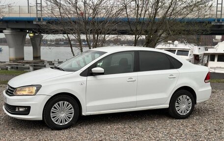 Volkswagen Polo VI (EU Market), 2016 год, 850 000 рублей, 2 фотография