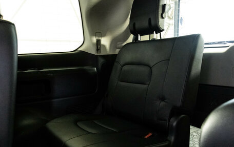 Toyota Land Cruiser 200, 2012 год, 5 149 000 рублей, 25 фотография