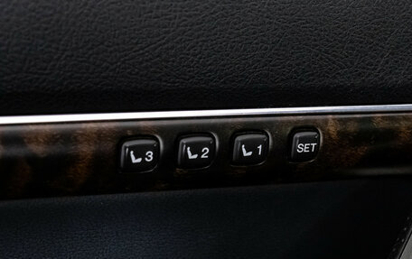 Toyota Land Cruiser 200, 2012 год, 5 149 000 рублей, 31 фотография