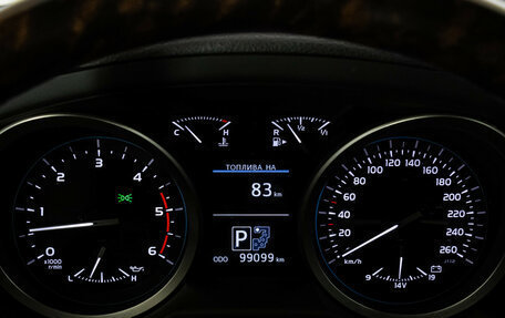 Toyota Land Cruiser 200, 2012 год, 5 149 000 рублей, 37 фотография