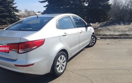 KIA Rio III рестайлинг, 2015 год, 1 010 000 рублей, 13 фотография