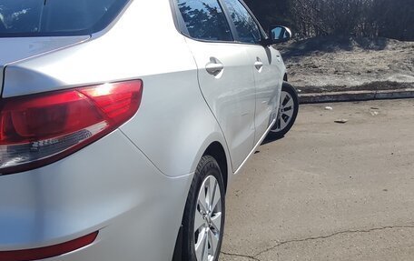 KIA Rio III рестайлинг, 2015 год, 1 010 000 рублей, 14 фотография