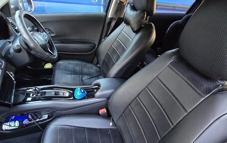 Honda Vezel, 2018 год, 1 900 000 рублей, 14 фотография