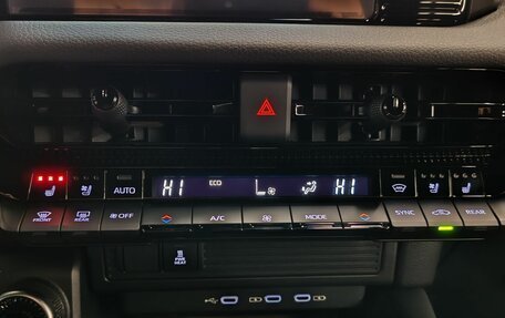 Toyota Land Cruiser Prado, 2024 год, 9 499 000 рублей, 10 фотография