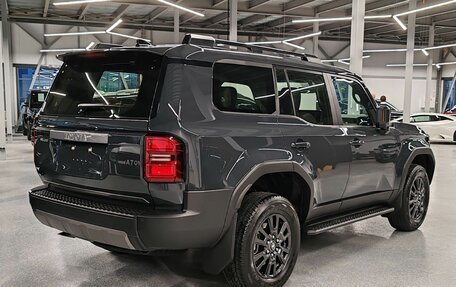 Toyota Land Cruiser Prado, 2024 год, 9 499 000 рублей, 4 фотография