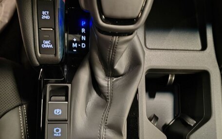 Toyota Land Cruiser Prado, 2024 год, 9 499 000 рублей, 9 фотография