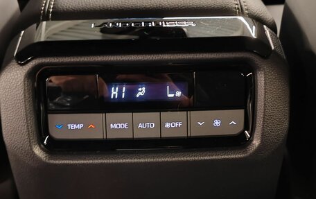 Toyota Land Cruiser Prado, 2024 год, 9 499 000 рублей, 8 фотография