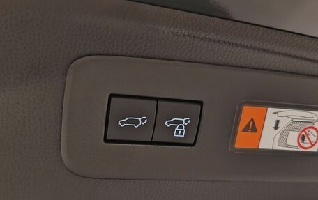 Toyota Land Cruiser Prado, 2024 год, 9 499 000 рублей, 11 фотография